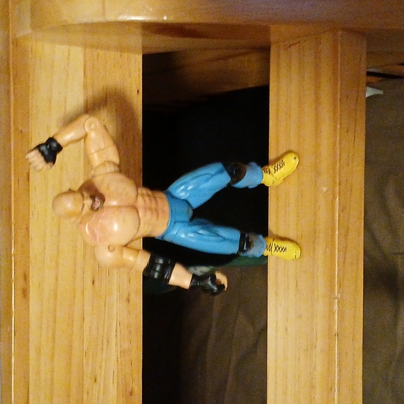 "Stone Cold steve austin" action fugure (1999) - Picture 2 of 4